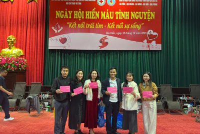 CÁN BỘ, GIÁO VIÊN, NHÂN VIÊN TRƯỜNG TIỂU HỌC GIA PHONG THAM GIA HIẾN MÁU TÌNH NGUYỆN NĂM 2025